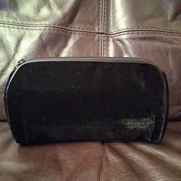 4xCHANEL Parfums Black Velvet Cosmetic Makeup Bag,Magnetic Box,Dust Bag New - Picture 4 of 7
